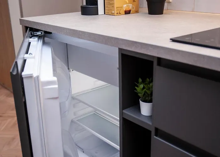 Upisa アパートホテル 3*